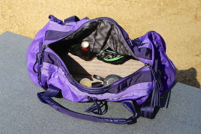 duffel bag lululemon