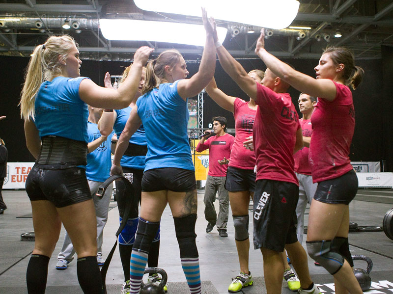 2014 crossfit invitational is back - 2012 CrossFit Invitational: Team USA vs Team Europe