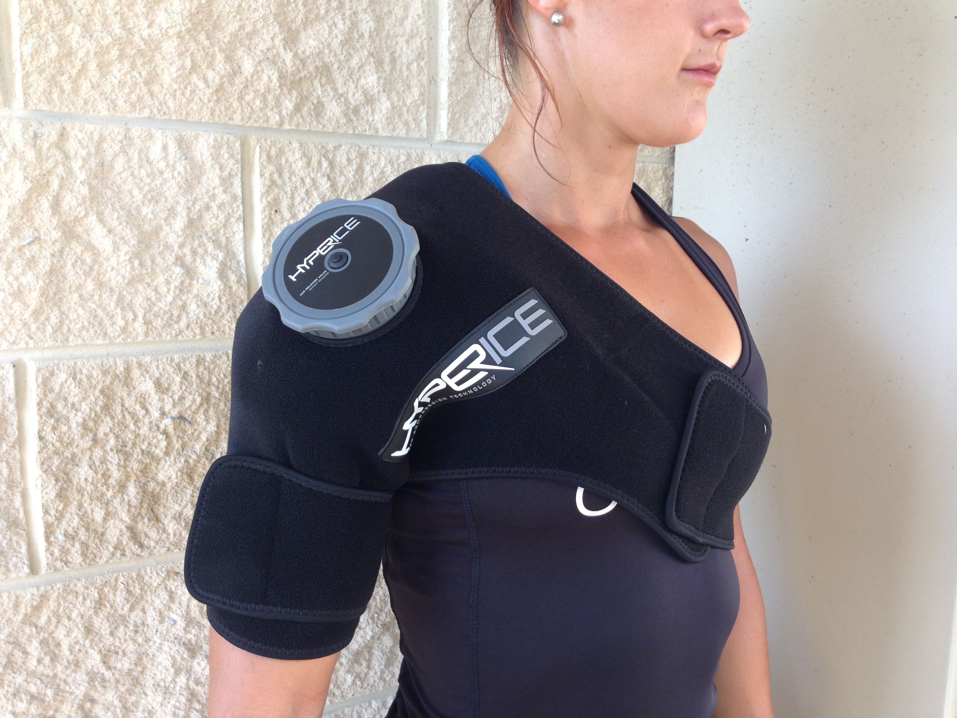 shoulder ice compression wrap