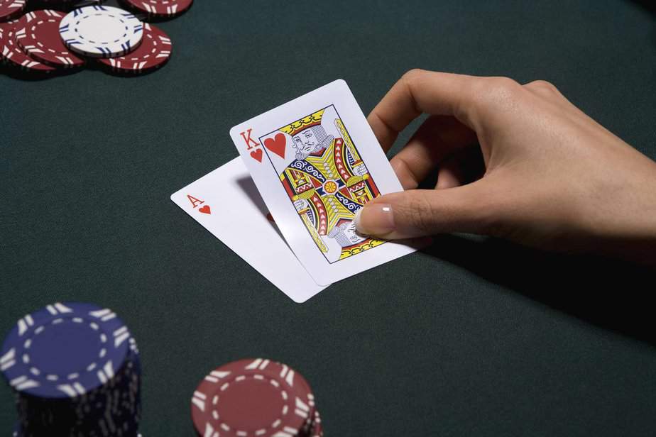 From Slots to Blackjack: A Look Inside the World of Online Casino Games